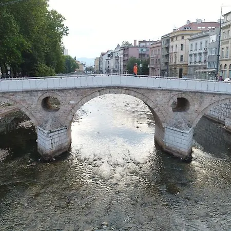 Skenderija Apartmán *